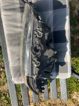 Levé přední světlo BMW E39 HELLA - 2