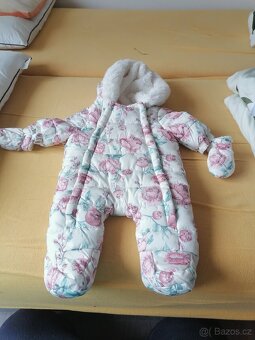 Prodám kojeneckou kombinézu - 2