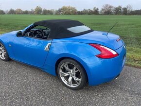 Nissan 370z cabrio manual Le mans blue - 2