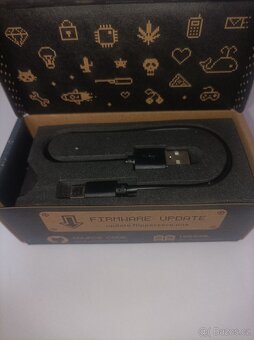 Flipper Zero s SD kartou 32 GB - 2