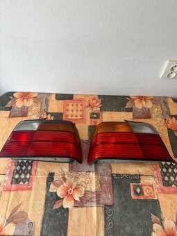 Zadní světla bmw e36 325i sedan - 2