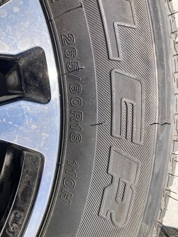 Originální sada alu disků - Toyota Hilux vč. pneu - 2