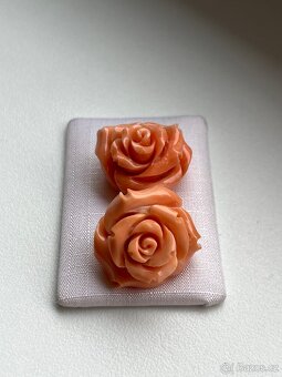 Luxusní růžičky z japonského korálu Momo - 18,58 g - 2