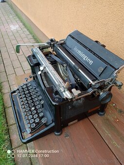 Psací stroj - 2