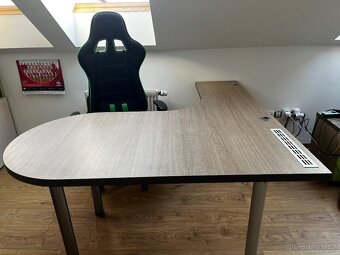 Studentský psací stůl - 2