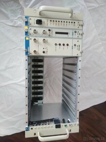 Prodám zdroj s rackem Canberra 2100. - 2