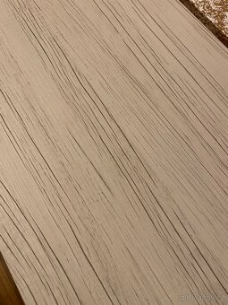 Malá skříňka s policemi - 2