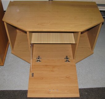 Stolek pod televizi s nástavcem - 2