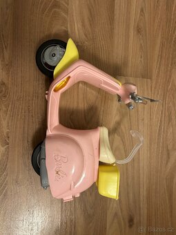 Skútr Vespa barbi - 2