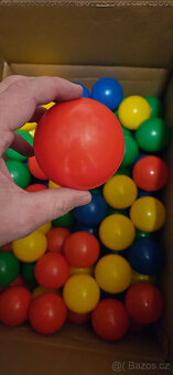 Malé plastové míčky - 2