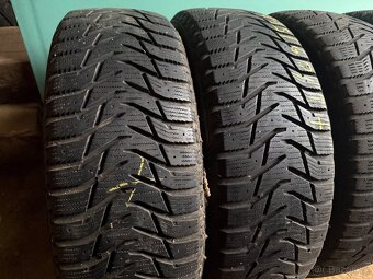 prodám zimní 215/60/17 Sailun - 2