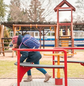 Fialová školní aktovka - 2