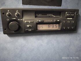 Autorádio Philips pro Opel - 2