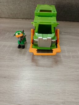 Auto Rocky - Tlapková patrola - 2