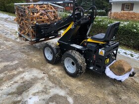 mininakladač 4x4 - 2