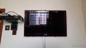 Televize Samsung  (uhlop. 102 cm) s výbavou - 2