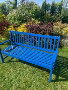Tmavě modrá lesklá lavička - 2