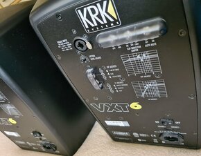 Prodám 2 studiové monitory KRK VXT6 - 2