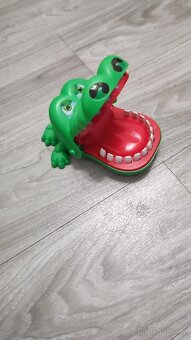 Cvakací krokodýl a robot - 2