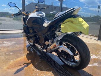 Kawasaki Z1000 - 2