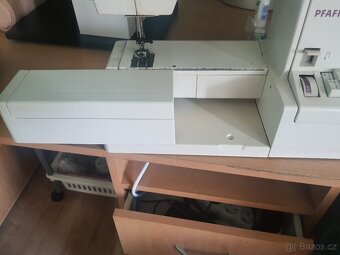 Celokovový Pfaff - 2