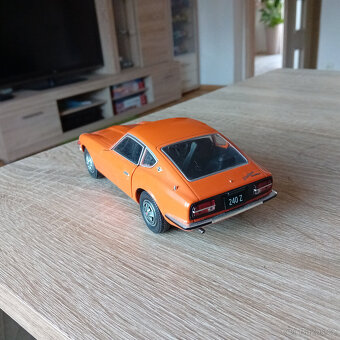 Datsun 240 Z 1:24 whitebox - 2