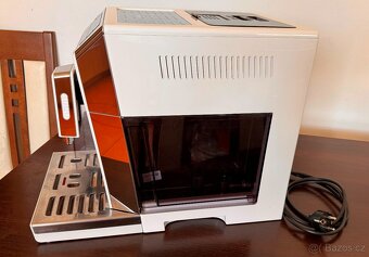 Kávovar DeLonghi Eletta Cappuccino Top ECAM 45.760.W - 2