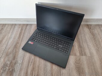 15,6" notebook ASUS Vivobook Go 15 E1504FA-NJ1104W - 2