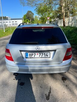 Mercedes benz C220 - 2