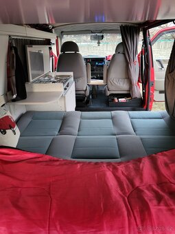 Transporter T4 2.5 TDi upraven na spaní super stav - 2