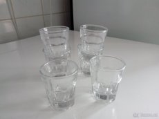 5druhů sklenek na panáky - 2