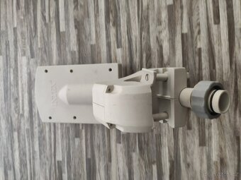 LED rozstřikovač vody do bazénu - 2