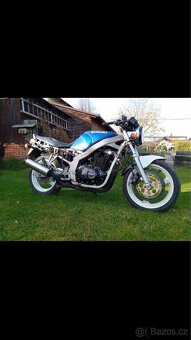 Suzuki GS 500E - 2