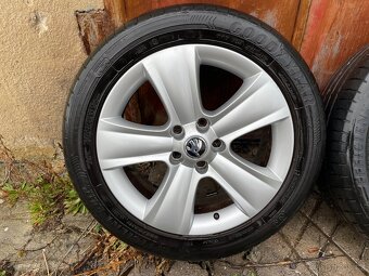 Sada alu kol 5x112 r17 Škoda 225/50 R17 ET45 - 2