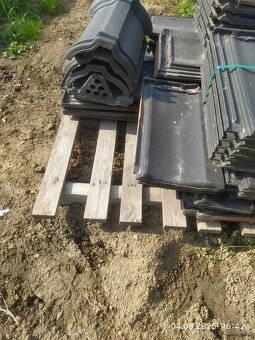 Střešní tašky Tondach Stodo 12 engoba černá - 2