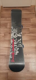 Dámský snowboard Gravity Thunder 155 - 2