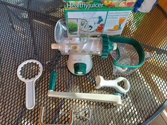 Odšťavňovač Healthyjuicer - 2