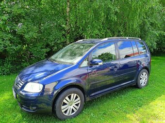 prodám Volkswagen Touran 2,0 FSI - 2
