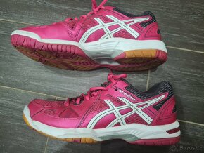Růžové tenisky Asics vel 39, 5 , nosene ale porad hezké - 2