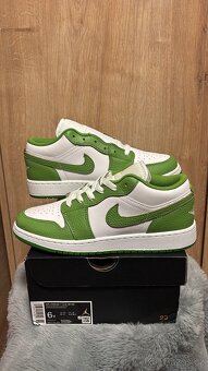 Nike Air Jordan 1 Low SE BG - 2