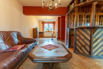 Prodej rodinného domu 290 m² - Komořany, okr. Vyškov - 2