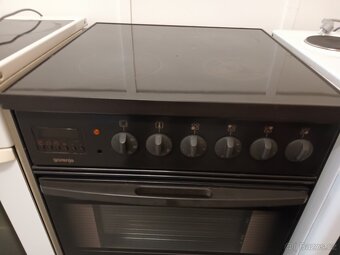 Prodám hnědý elektrický sporák Gorenje - 2