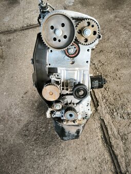 Prodám motor 1.4 16v CGG Polo - 2