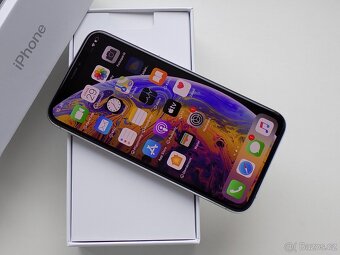 APPLE iPhone XS 64GB Silver - ZÁRUKA 12 MĚSÍCŮ - 100% BATER. - 2