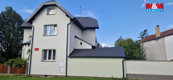 Prodej rodinného domu, 234 m², Čelákovice, ul. Rooseveltova - 2