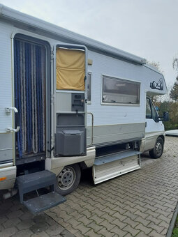 Obytný automobil - 2