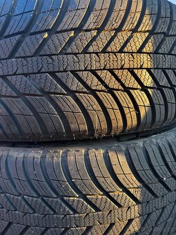 BMW alu kola 17 + pneu Nexen 225/45 R17 - 2