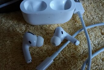 AIRPODS PRO 1. GENERACE - 2