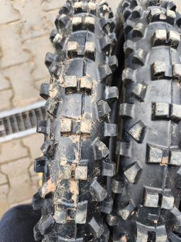 Neměl by někdo zájem o zánovní pneu - 2