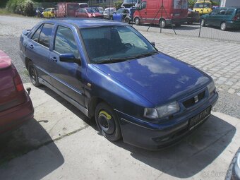 Seat Toledo 1L - 2